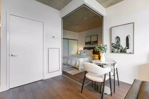 Toronto E01, ON M4M 0C5,1190 Dundas ST E #406