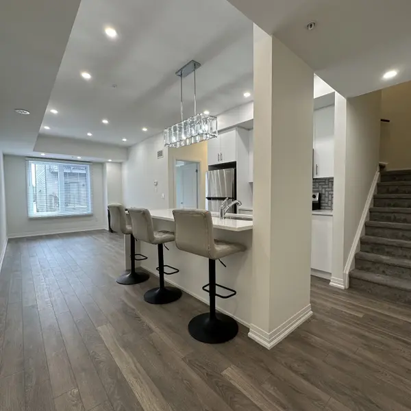 Pickering, ON L1X 0L2,2635 William Jackson DR #311