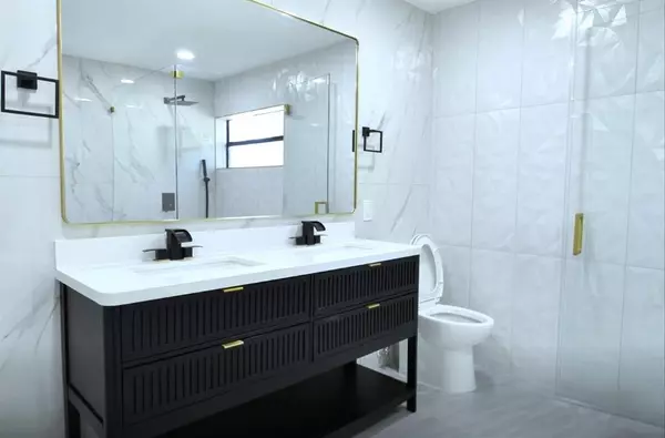 Cooper City, FL 33330,11516 SW 54th St