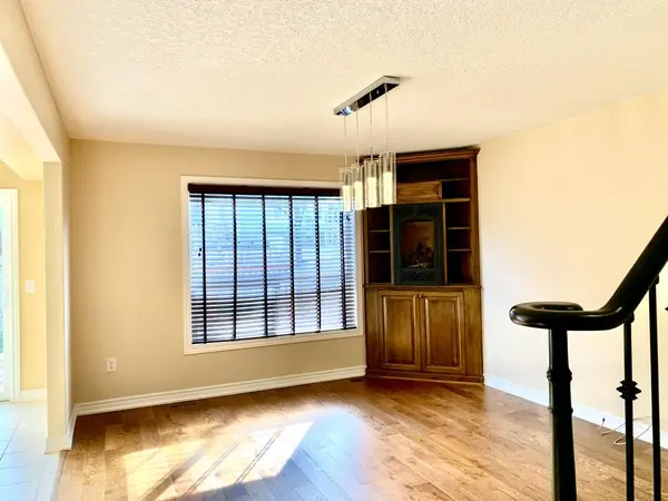 Orillia, ON L3V 0A5,36 Pearl DR