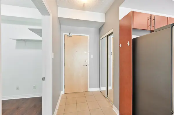 Mississauga, ON L5B 0C1,3515 Kariya DR #2103