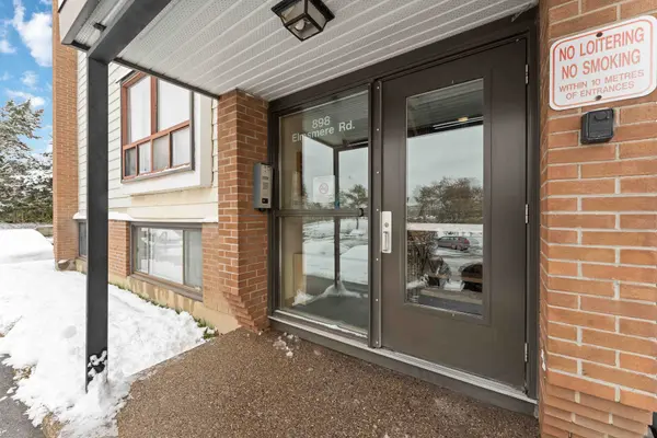 Beacon Hill North - South And Area, ON K1J 7T6,898 Elmsmere RD #8