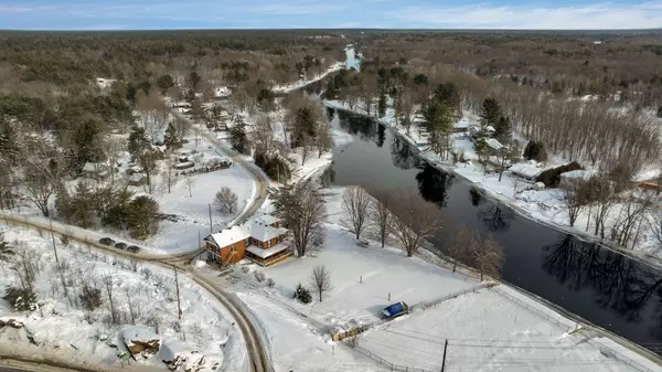 Gravenhurst, ON P0E 1N0,1002 COWBELL LN N