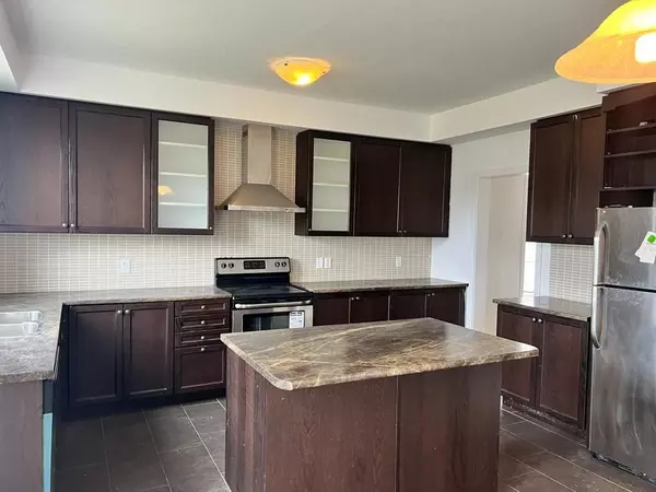 Hamilton, ON L8J 2V5,226 Crafter CRES