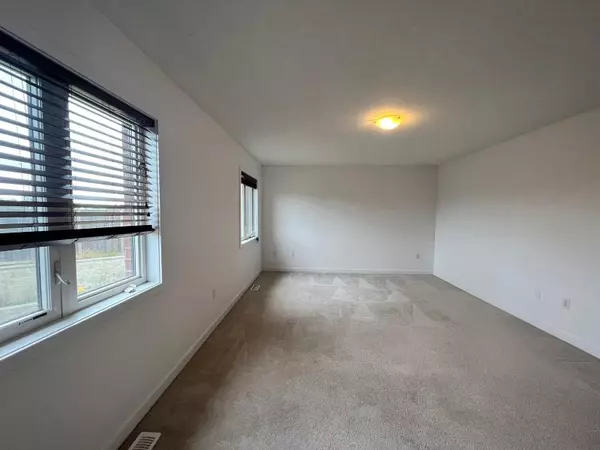 Hamilton, ON L8J 2V5,226 Crafter CRES