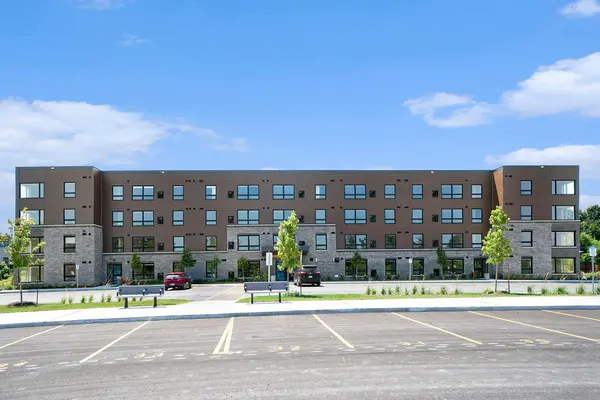 Arnprior, ON K7A 2J1,12 Thomas ST S #109