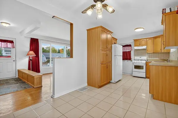 Mississippi Mills, ON K0A 1K0,268 Ottawa ST