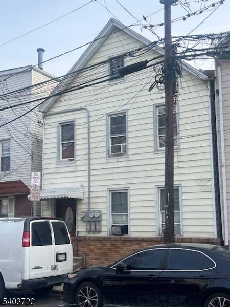 43 Paterson St, Newark City, NJ 07105