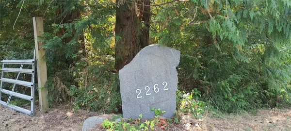 2262 Grafton Ave, Coombs, BC V0R 1M0