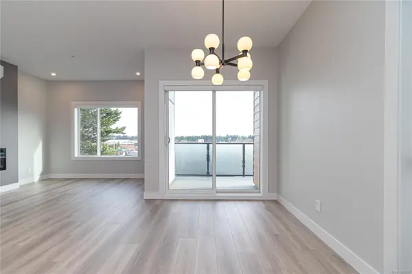 Langford, BC V9B 2N7,918 Jenkins Ave #304