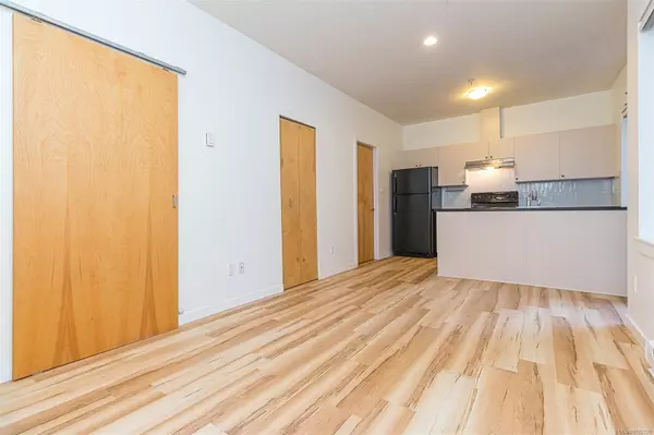 Victoria, BC V8W 0A2,848 Mason St #205