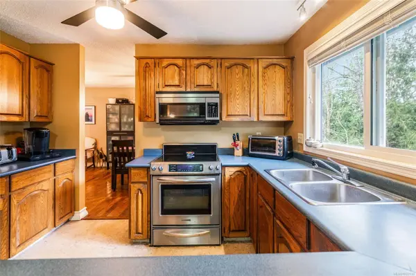 Nanaimo, BC V9T 4R5,3533 Fairview Dr