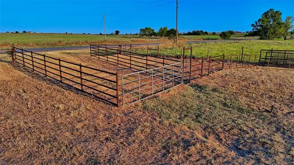 Nocona, TX 76255,17273 Fm 103
