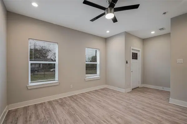 Dallas, TX 75215,5000 Linder Avenue