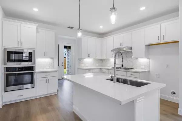 Celina, TX 75009,1120 Broomsedge Mews