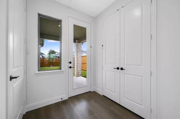 Celina, TX 75009,1120 Broomsedge Mews