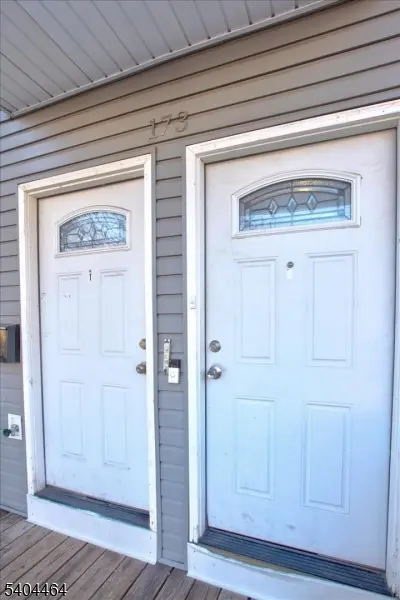 Newark City, NJ 07108,173 Seymour Ave