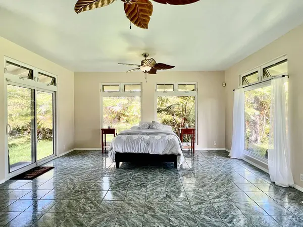 11-2920 S APELE RD, Mountain View, HI 96771