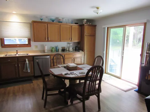 East Tawas, MI 48730,109 W Tawas Lake RD