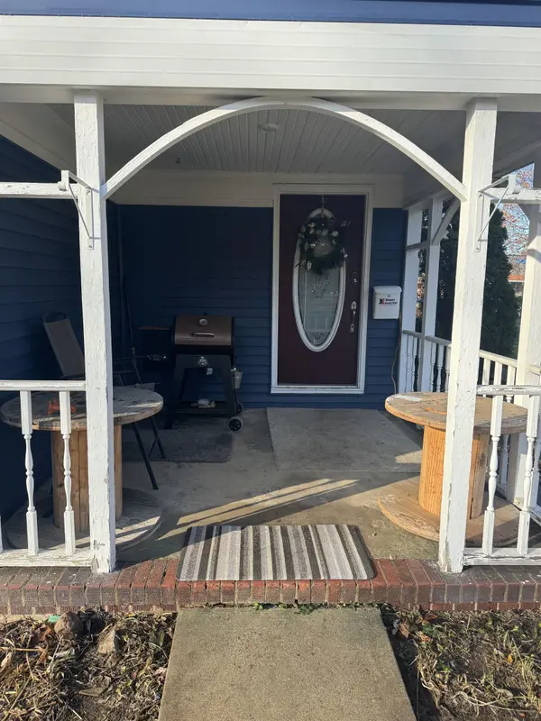 Mount Pleasant, MI 48858,818 E Maple