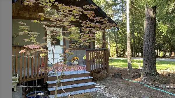 Mudge Island, BC V0R 1X0,685 Weathers Way