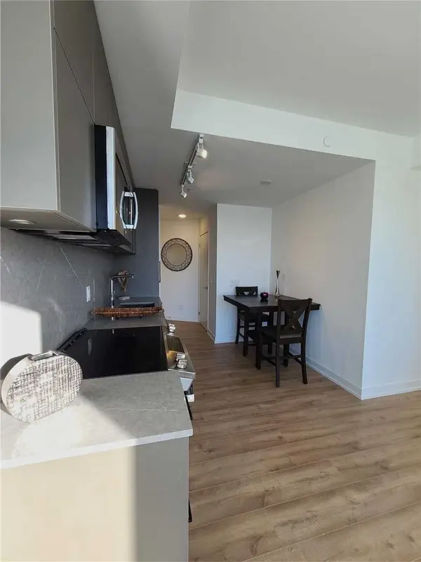 Toronto C01, ON M6K 0G7,135 East Liberty ST #1503