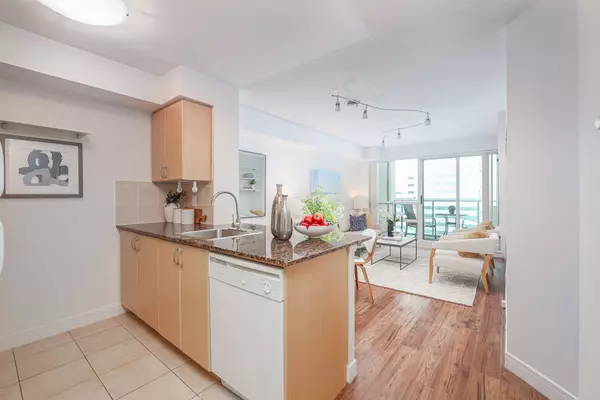 Toronto C14, ON M2N 2V7,35 Bales AVE #1901