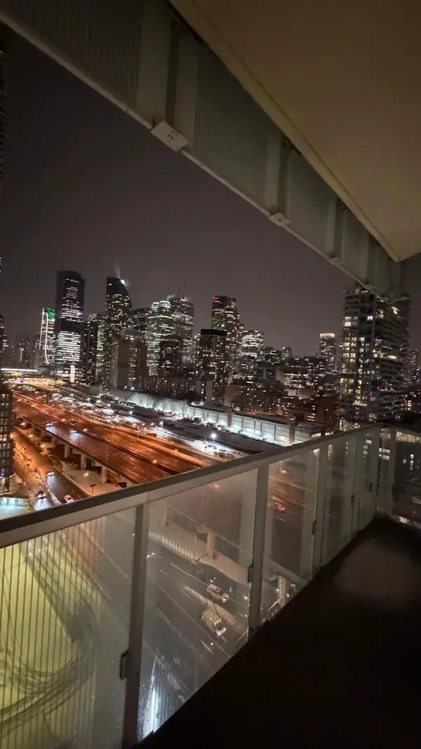 Toronto C08, ON M5E 1R7,15 Lower Jarvis ST W #1310