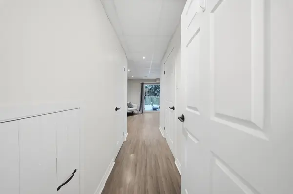 Clarington, ON L1C 3N3,72 Martin RD #9