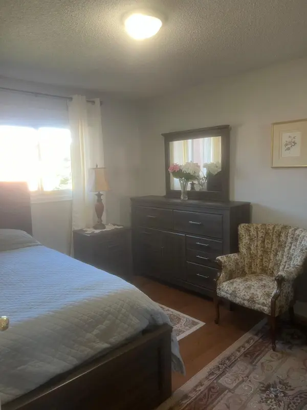 Ajax, ON L1T 3J3,14 Griffiths DR #2