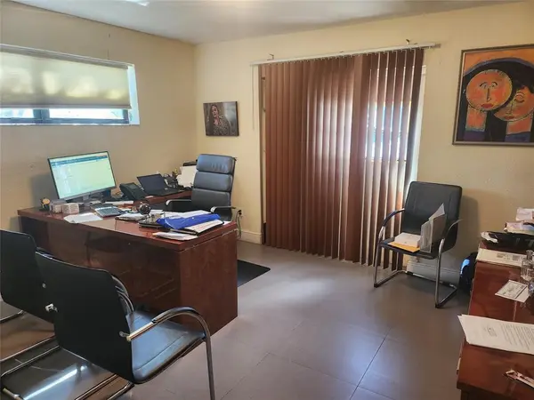 Hollywood, FL 33024,6770 Taft St