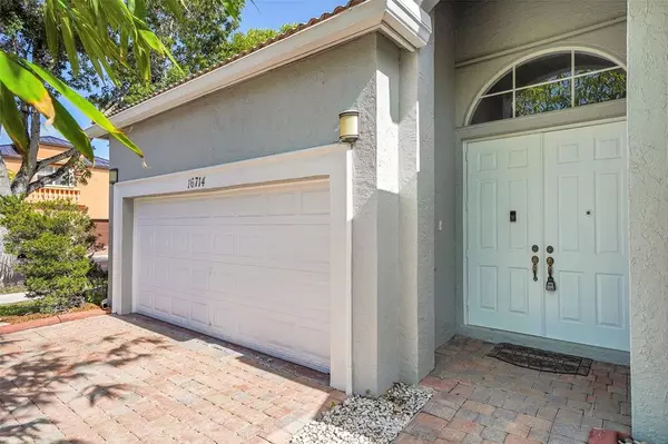 Pembroke Pines, FL 33027,16714 SW 10th St