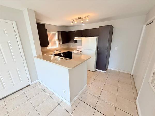 4005 NW 87th Ave #4005, Sunrise, FL 33351