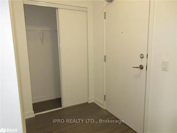 Barrie, ON L9J 0K1,681 Yonge ST #103