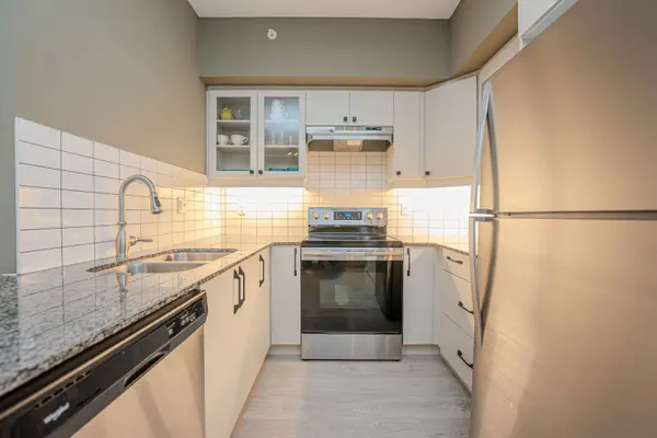 Barrie, ON L9J 0J6,54 Koda ST #112