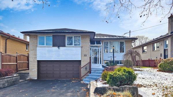 35 Westhumber BLVD, Toronto W10, ON M9W 3M5