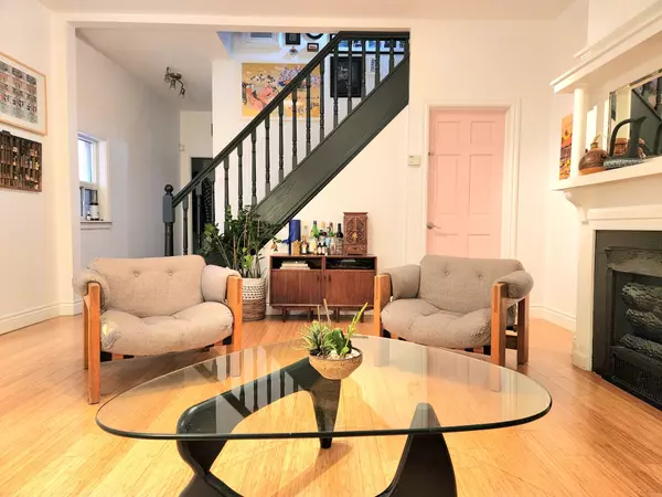 Toronto W02, ON M6H 1W9,119 Hallam ST