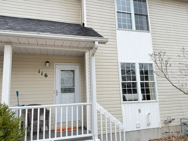 Carleton Place, ON K7C 4R8,116 Johnston ST