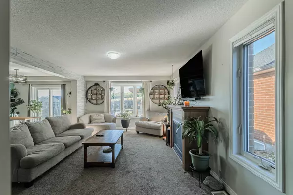 Woodstock, ON N4T 0J3,1384 Caen AVE