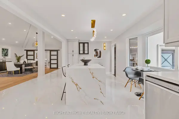 Hamilton, ON L9G 2K3,347 Mapledene DR