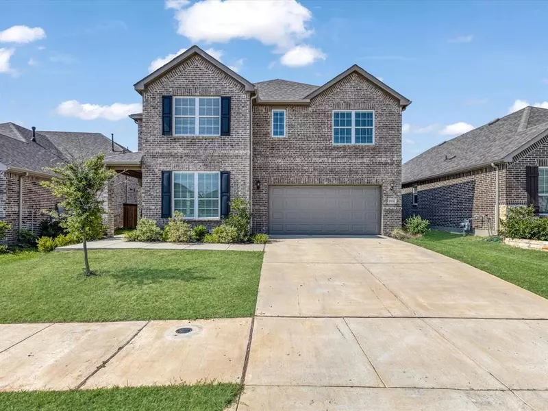 9520 Trailway Drive, Oak Point, TX 75068