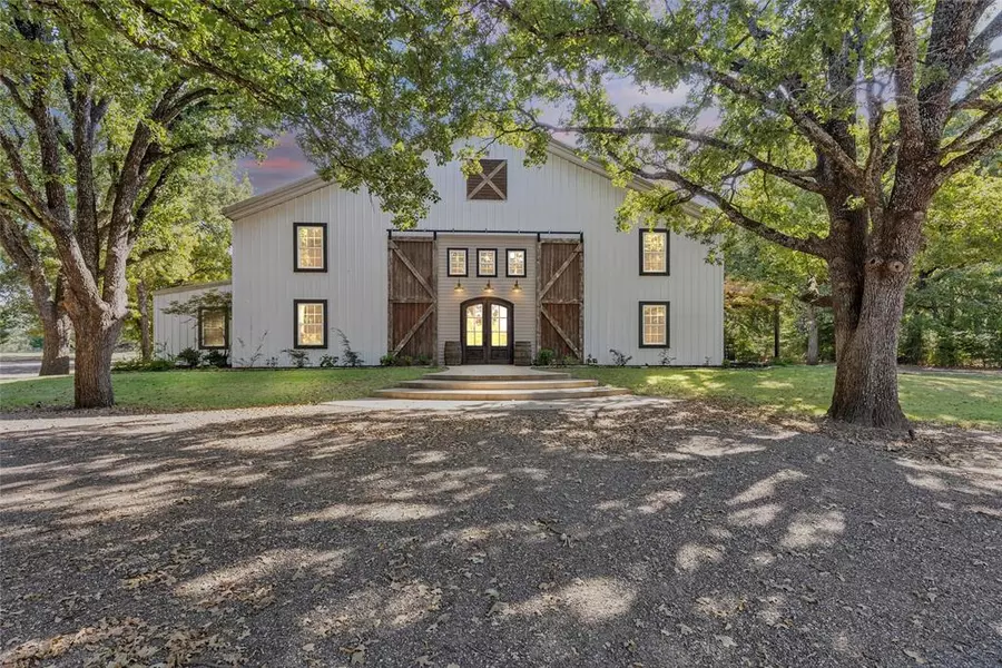 1297 County Road 3318, Greenville, TX 75402