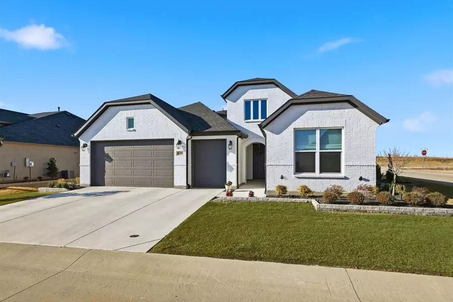 11400 Iron Bark Drive, Denton, TX 76207