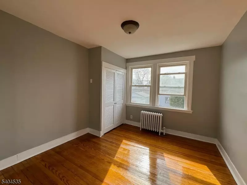 267 Spruce Ave, Garwood Boro, NJ 07027