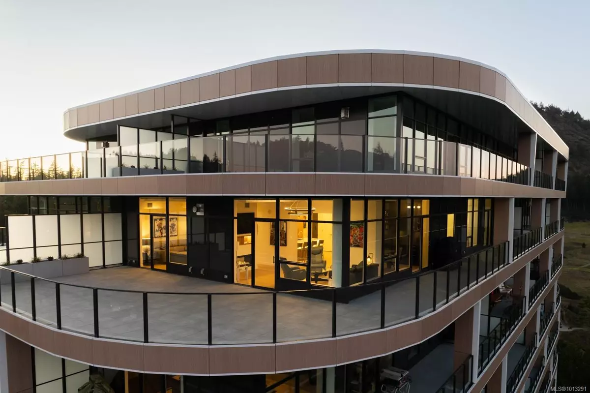 Langford, BC V9B 6R6,2000 Hannington Rd #1702