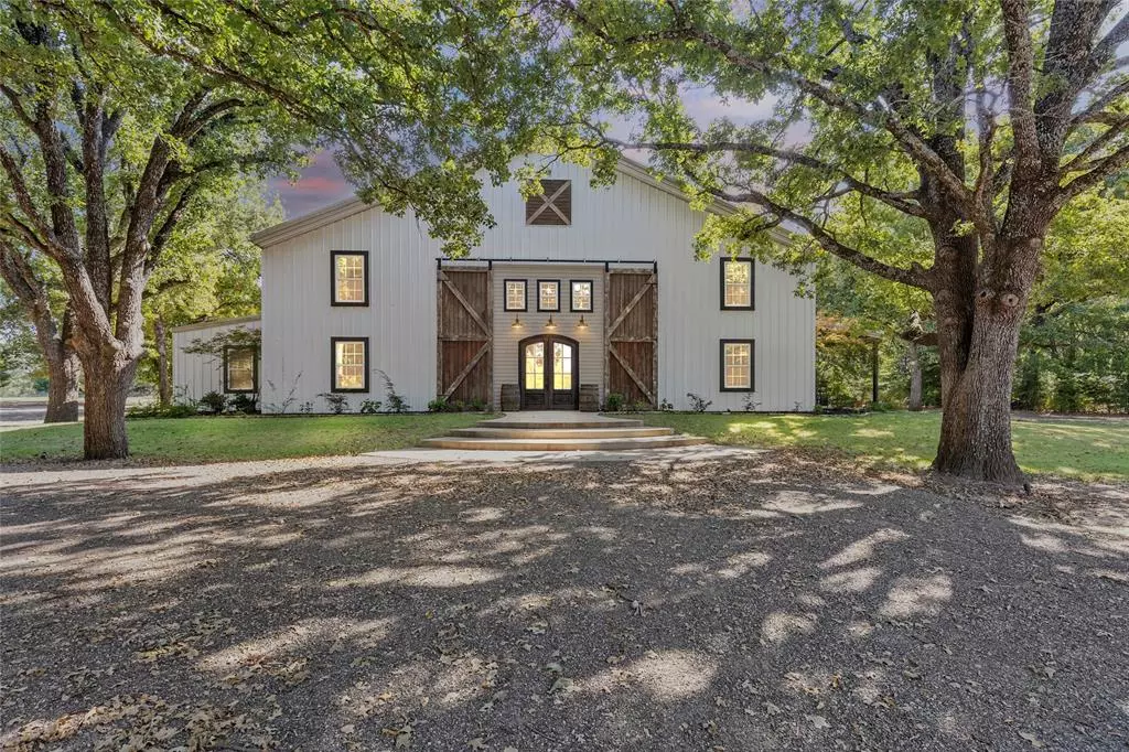 Greenville, TX 75402,1297 County Road 3318