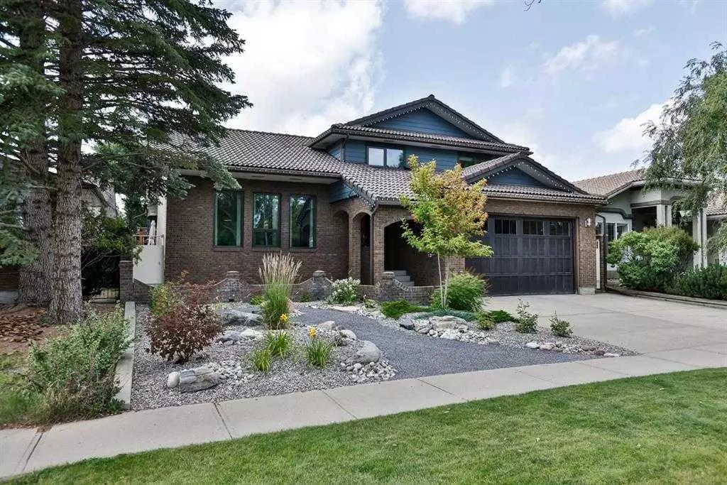 Lethbridge, AB T1K 4R3,234 McMaster BLVD W