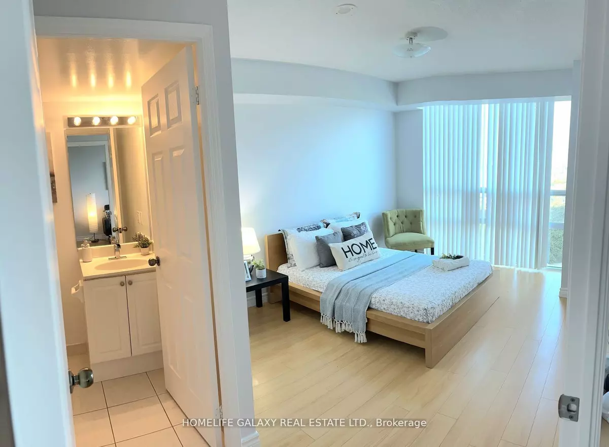 Toronto E09, ON M1H 0A1,68 Grangeway AVE #1109