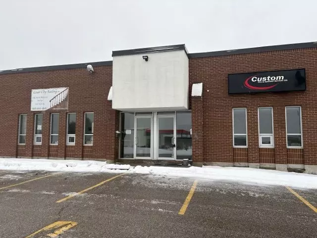 Whitby, ON L1N 2C3,1380 Hopkins ST #9