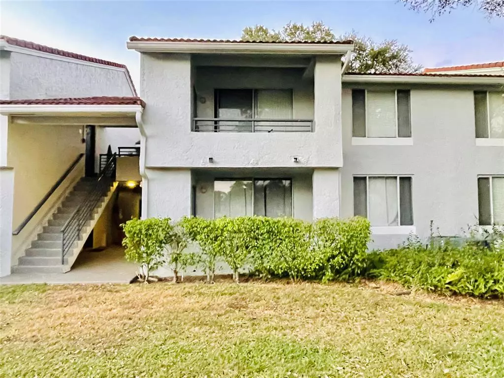 Coconut Creek, FL 33063,851 Lyons Rd #22106